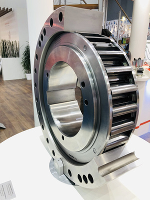 Integrated Freewheels FXM for very high torques of up to 1,230,000 Nm